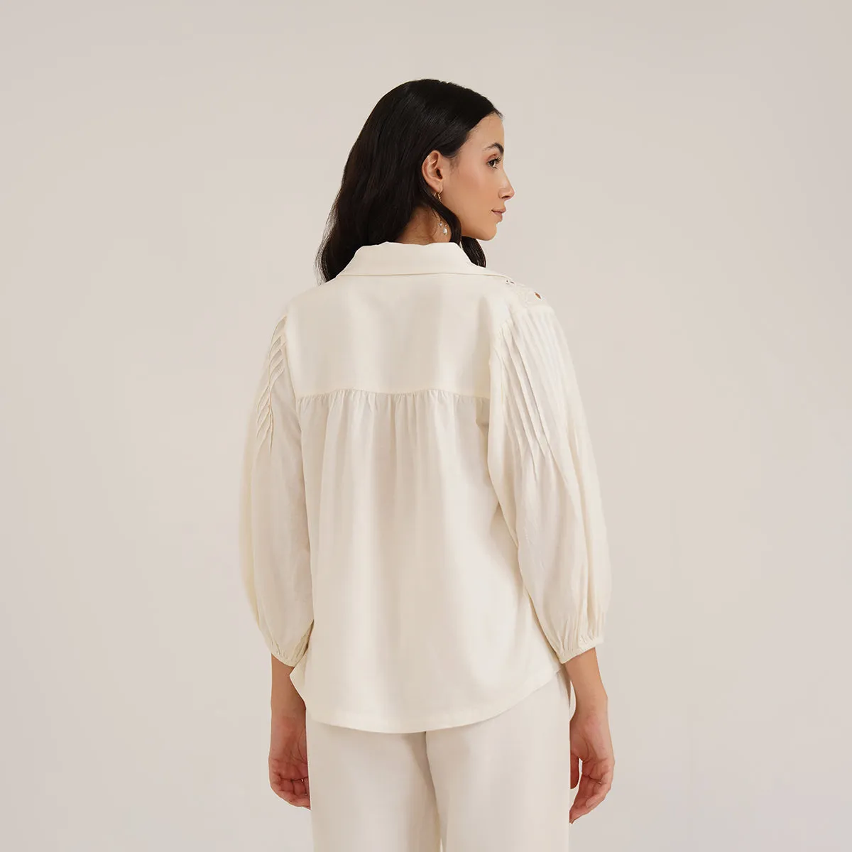 B77 HEKA Stylish Women's Linen Shirt with Cutwork Embroidery