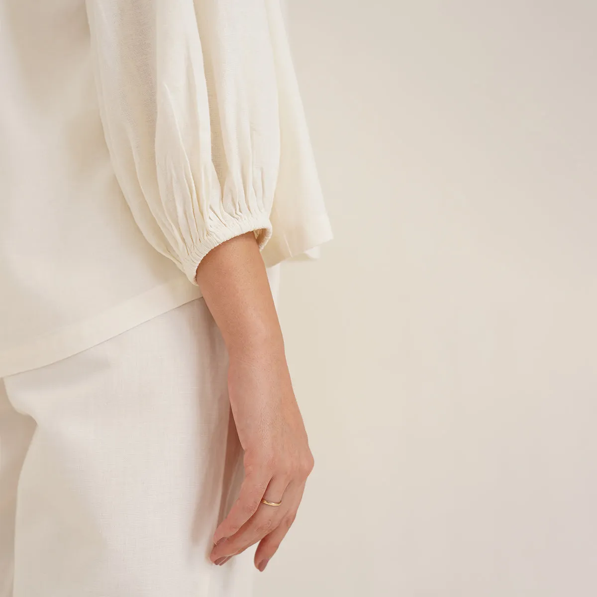 B77 HEKA Stylish Women's Linen Shirt with Cutwork Embroidery