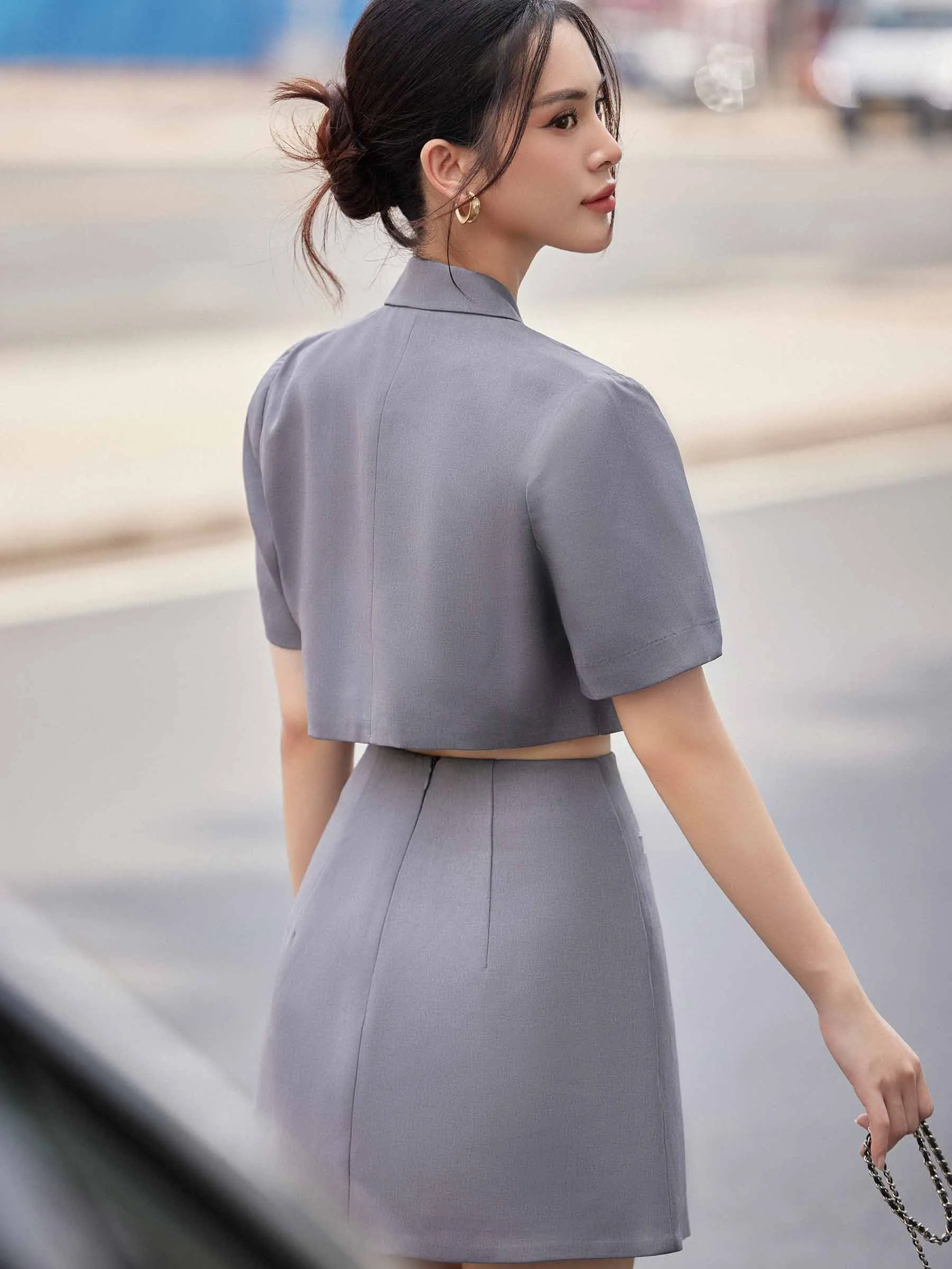 Lame Skirt - Youthful and Elegant, Suitable For Office Wear