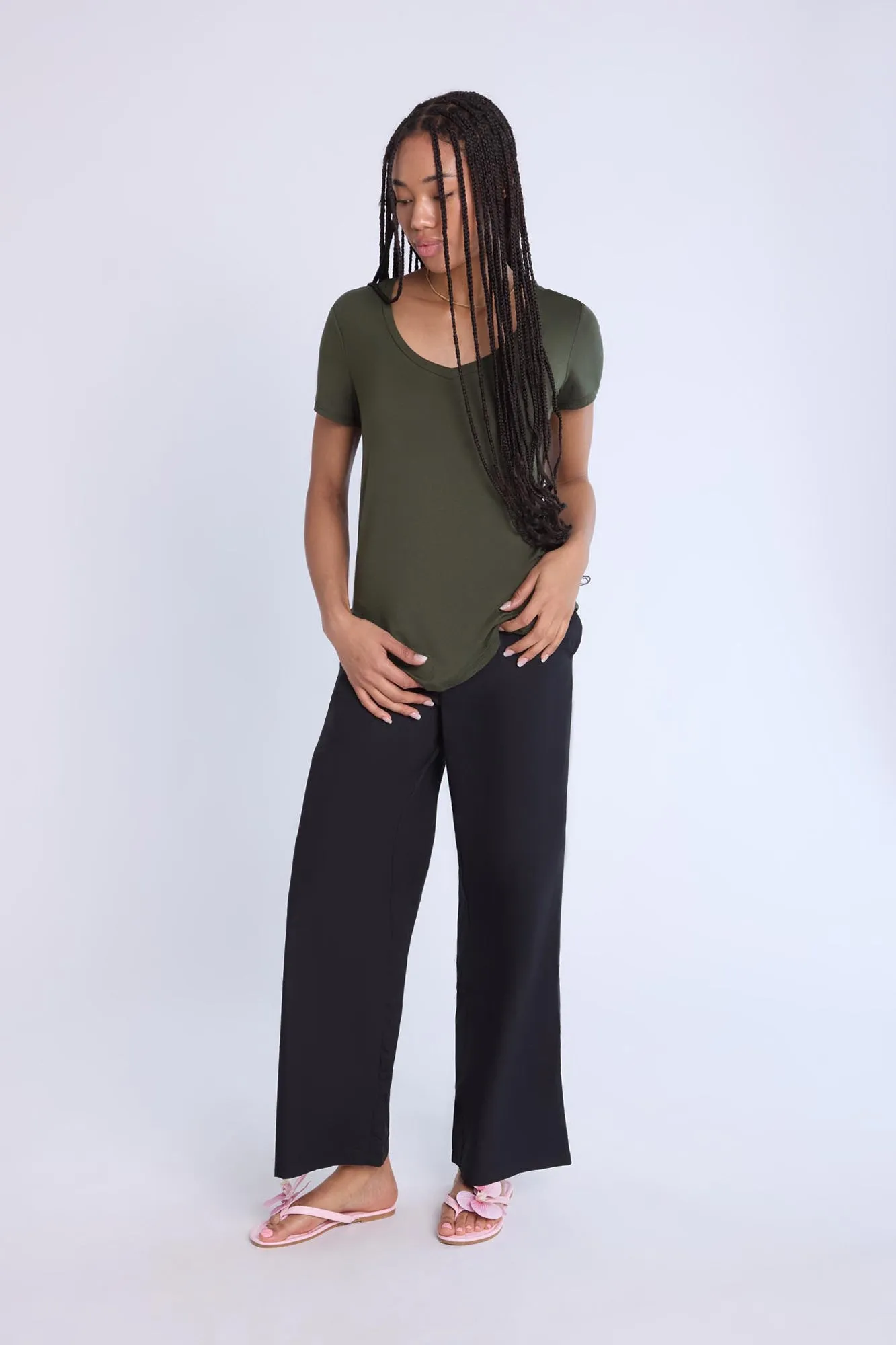 Short Sleeve V-Neck Relaxed Tee