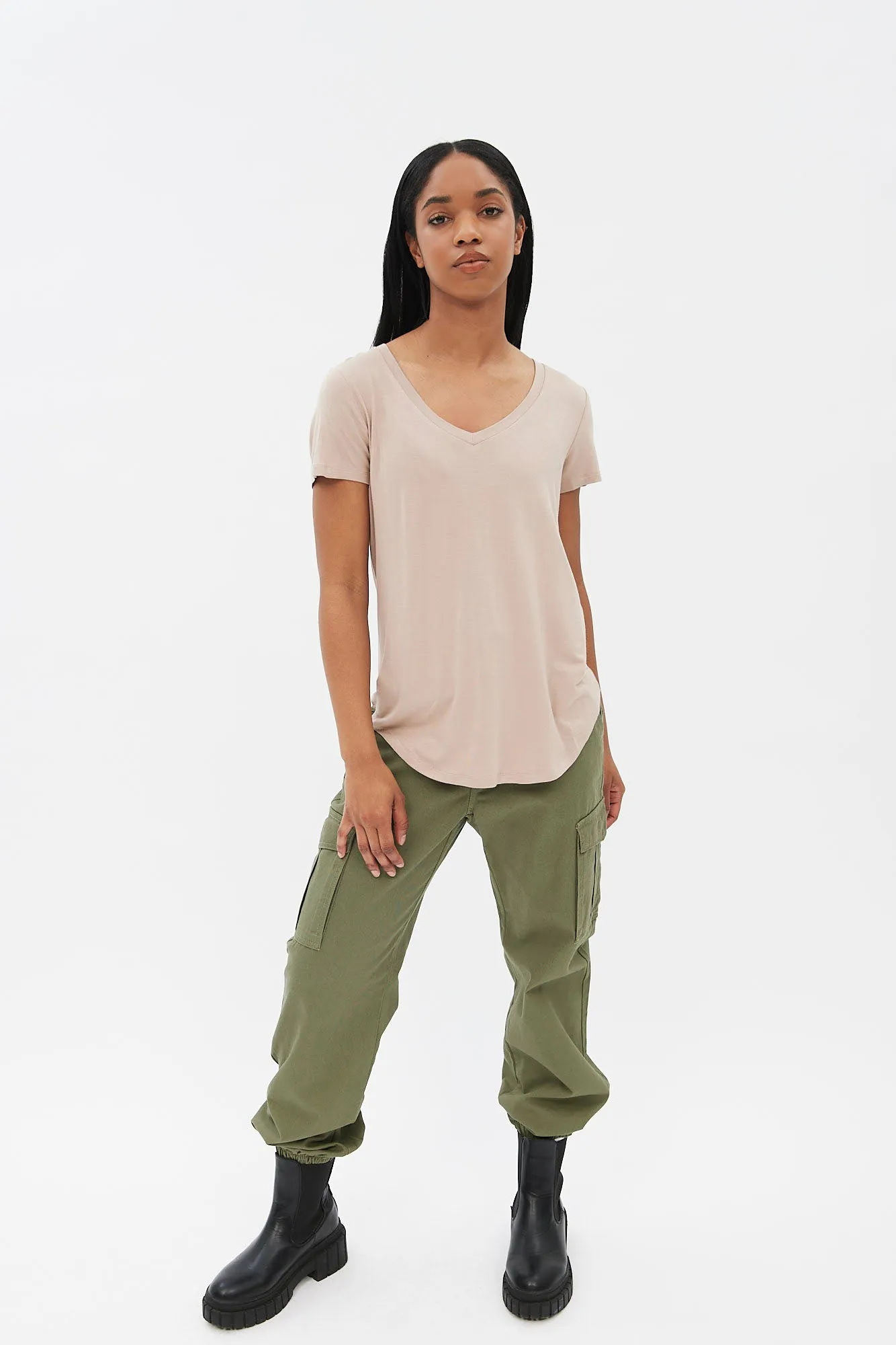 Short Sleeve V-Neck Relaxed Tee