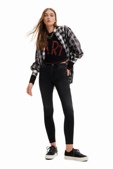 Skinny ankle-grazer jeans