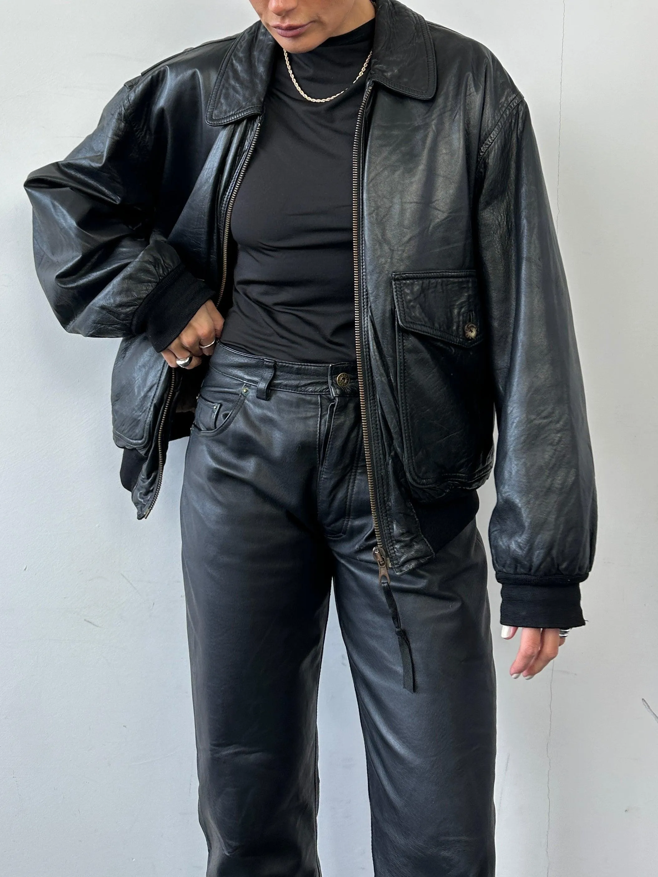Vintage Leather Bomber Jacket - L
